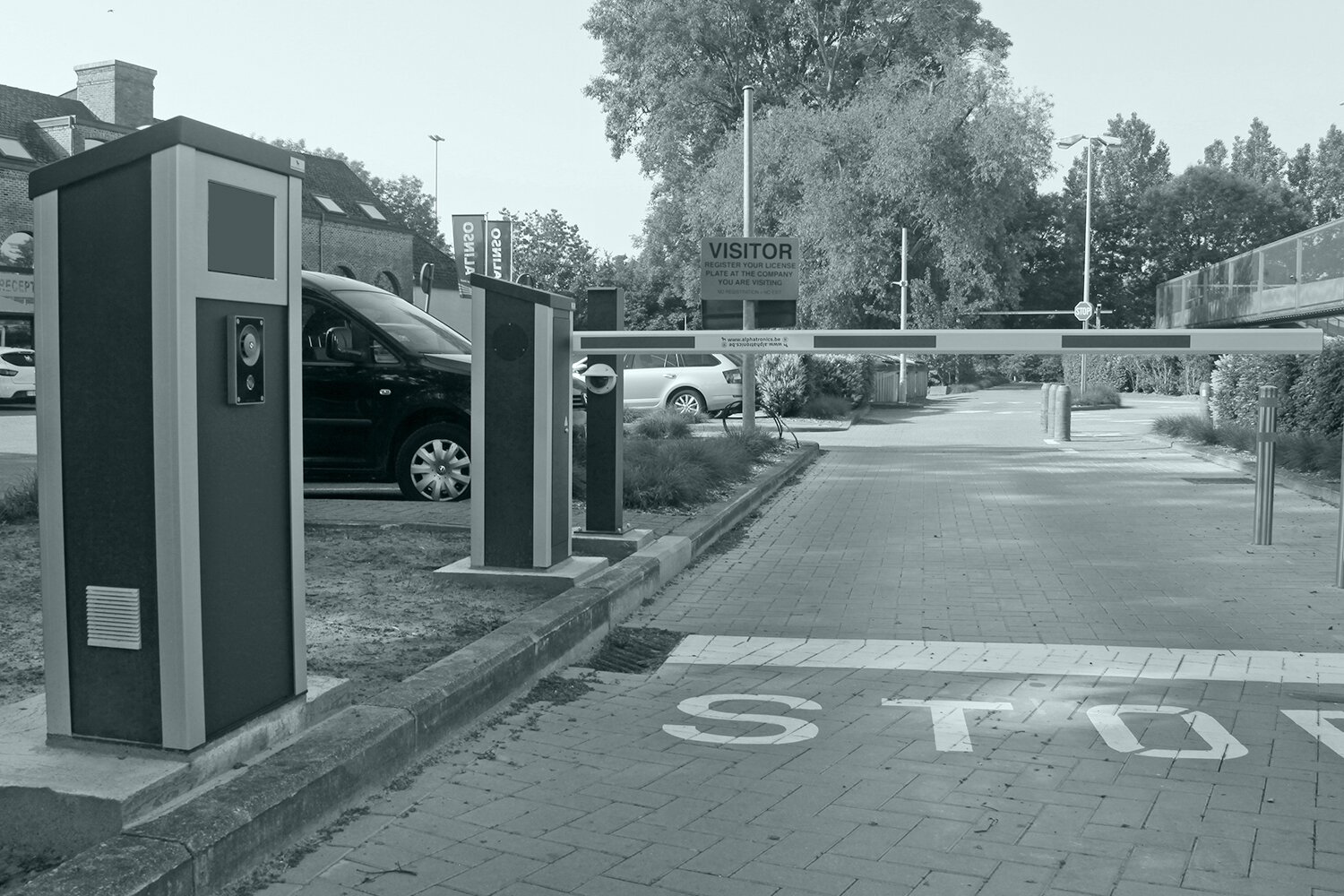 Alphatronics-banner-Oplossingen-sim.jpg